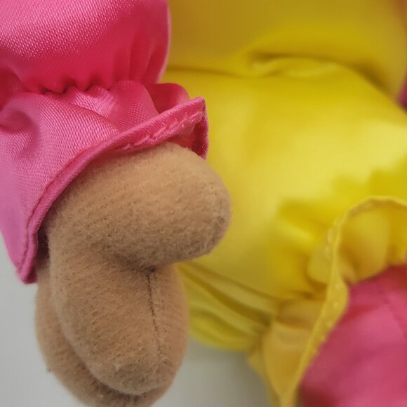 Russ Berrie Troll Doll Clown Jester Soft Body Pink Yellow Play-suit Pink Hair Vi - Picture 3 of 6